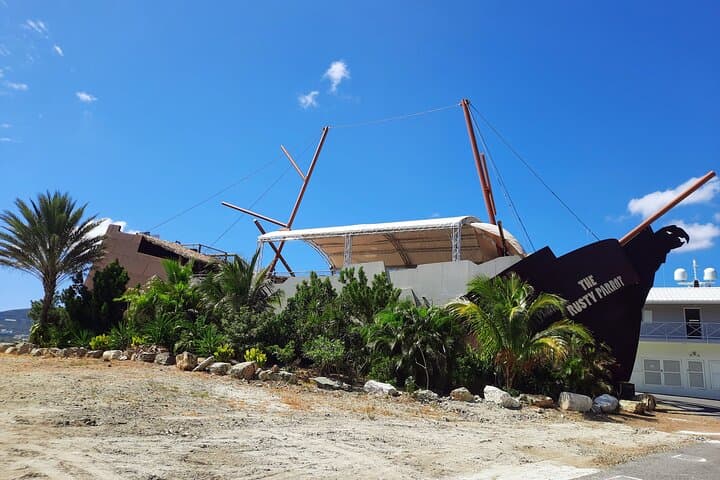 Private Rum-Making Workshop in Philipsburg: Craft Your Own Spiced Rum photo 4