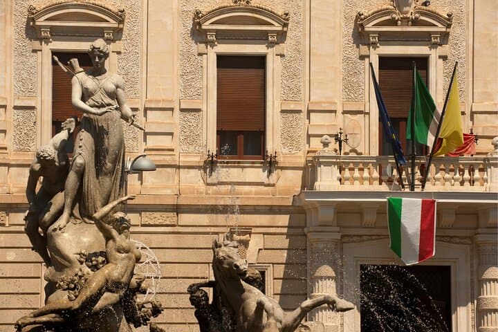 Ortigia Scavenger Hunt: Self-Guided Highlights Tour of Syracuse photo 4