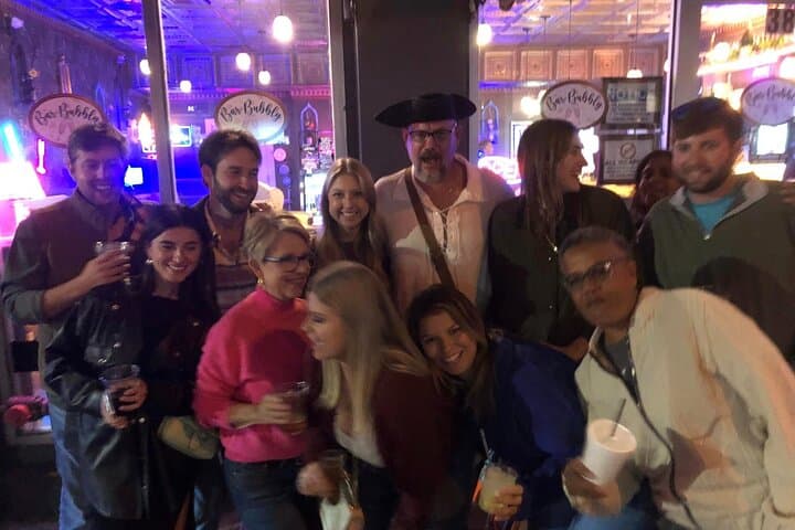 Savannah Private Pub Crawl: Ghosts, History & Nightlife Tour photo 3