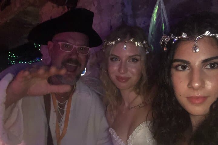 Savannah’s 10 to Midnight Haunted Pub Crawl: Nightlife Meets Ghostly Legends photo 3