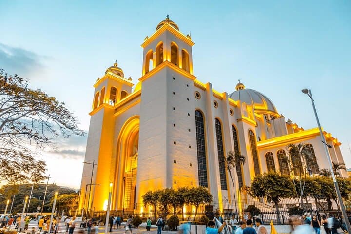 Walking the Heart of San Salvador: Private Historic Center Tour