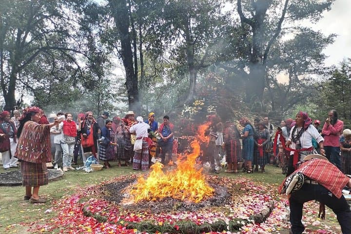 Iximché Spiritual Ritual With a Mayan Priest: Private Ceremony at Guatemala's First Capital photo 2