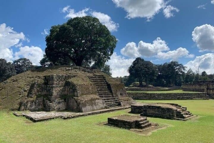 Iximché Spiritual Ritual With a Mayan Priest: Private Ceremony at Guatemala's First Capital