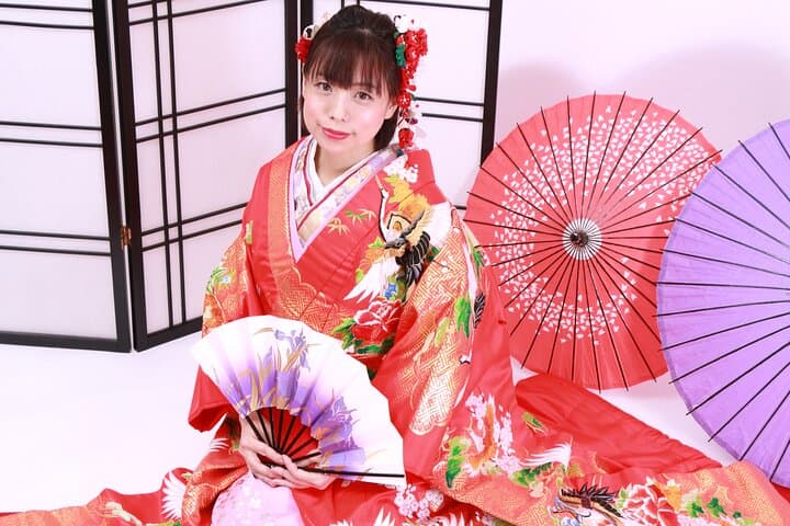Tokyo Kimono & Samurai Photo Shoot — Family and Group Makeover photo 2