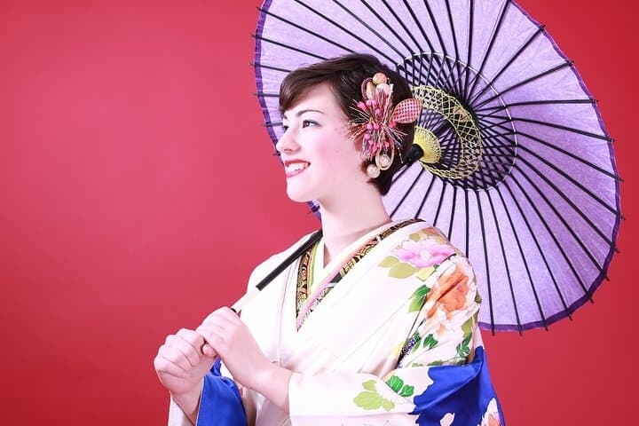 Tokyo Kimono & Samurai Photo Shoot — Family and Group Makeover photo 3