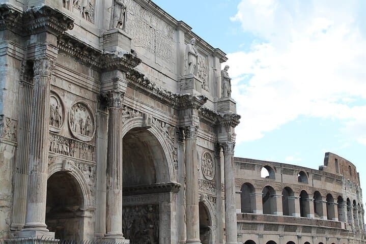 Rome Golf Cart Tour: Gelato Tasting & Historic Highlights photo 4