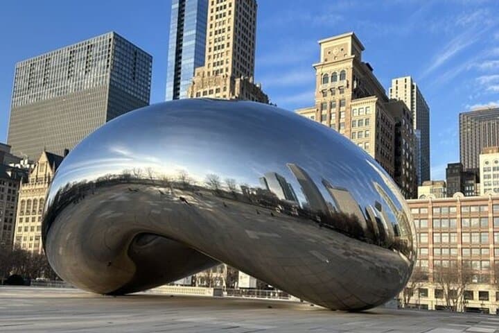 Chicago Street Food Walking Tour: Deep-Dish, Beef, and Architectural Icons photo 4