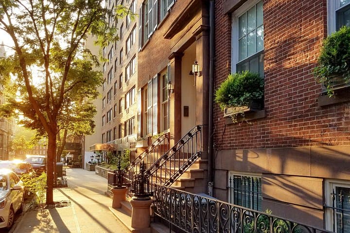 Artistic Greenwich Village Walking Tour — Alternative History & Iconic Sites photo 6