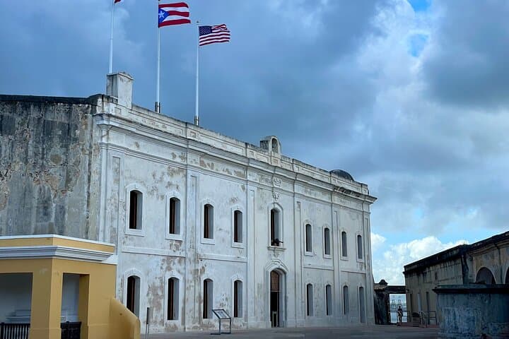 Explore Old San Juan: San Cristobal Castle Walking Tour & Historic Sights photo 2