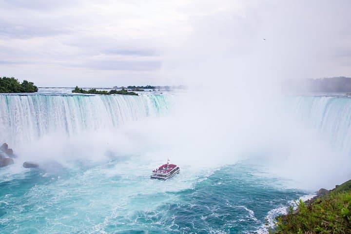Niagara Falls Half-Day: Boat Cruise & Journey Behind the Falls (Canadian Side)