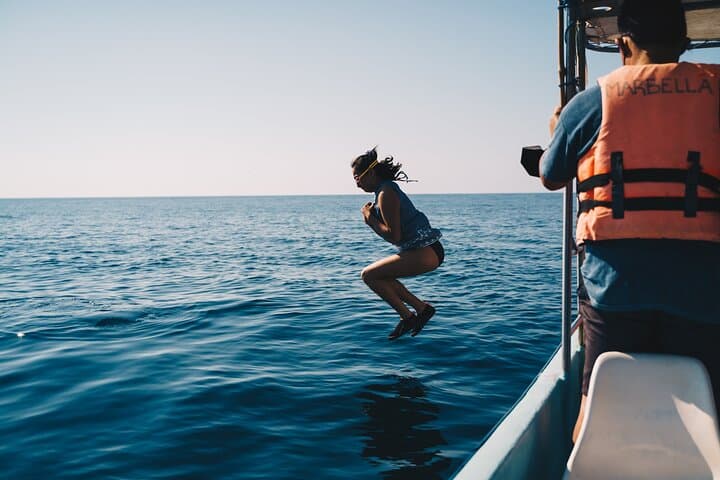 Puerto Escondido Day Trip from Oaxaca: Boat Tour, Surf & Turtle Release photo 3