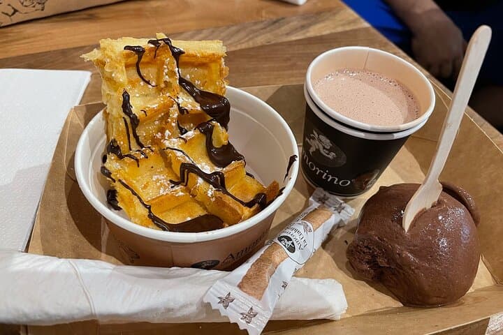 Harvard Square Chocolate Walking Tour — Cambridge Tasting Experience photo 2