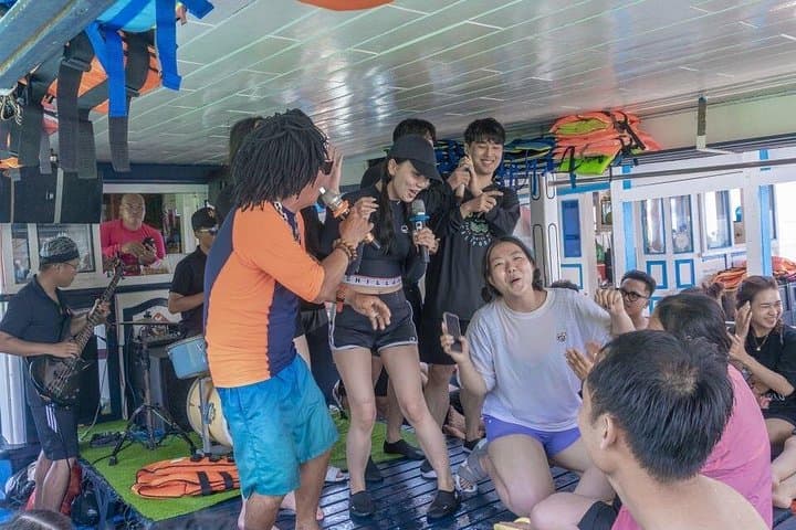 Snorkel Dong Tam: Coral Reefs, Floating Bar & Beach Party in Nha Trang photo 2