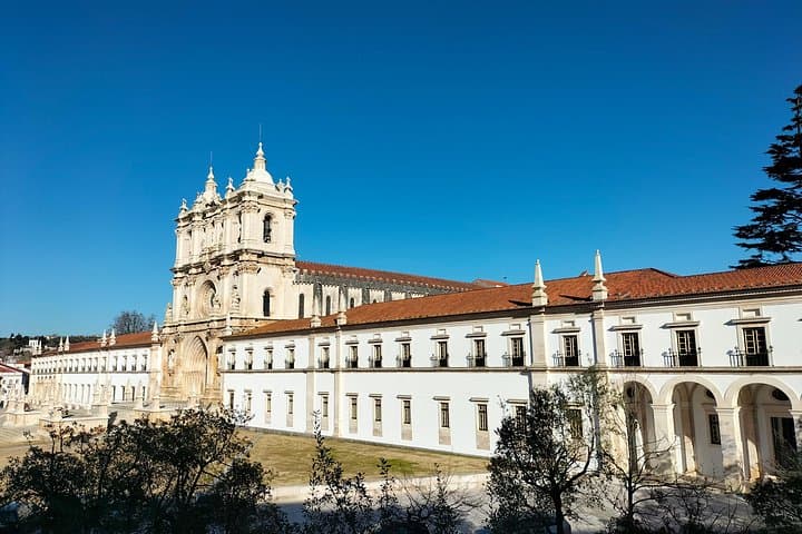 Full-Day Private Eco Tour to Nazaré, Óbidos & Alcobaça from Lisbon photo 4