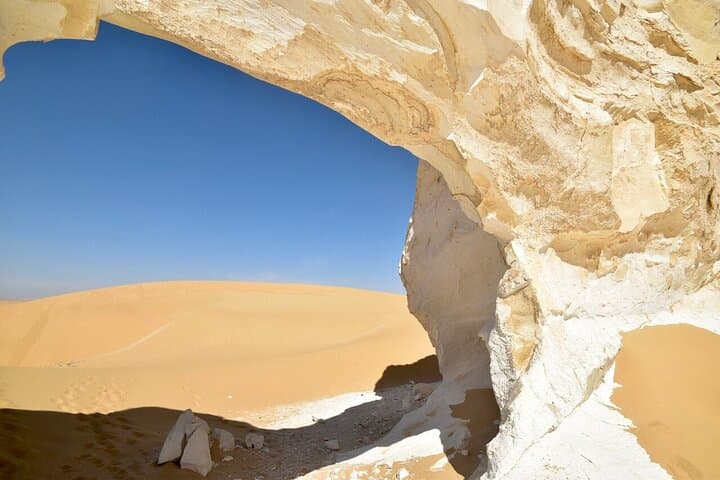 3-Day White Desert Safari & Bahariya Oasis Trip from Cairo