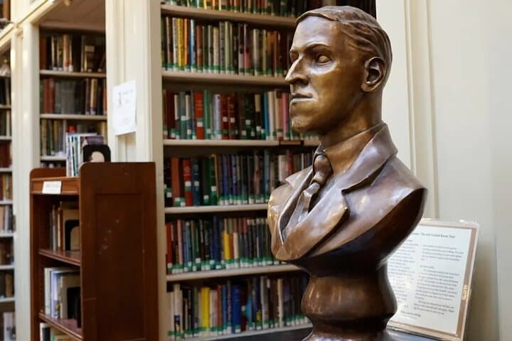 Dark Tales Walking Tour: Lovecraft & Haunted Authors of Providence photo 3