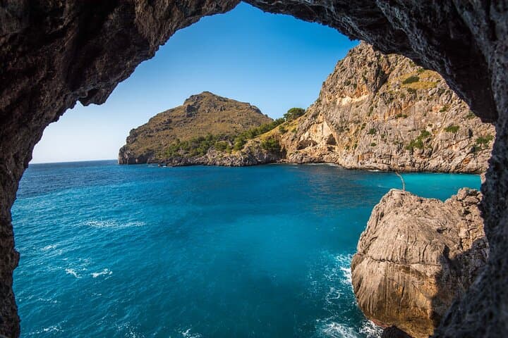 Full-Day Private Boat Tour to Capri & the Blue Grotto from Salerno photo 6