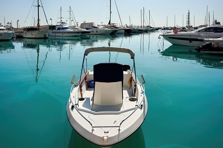 Full-Day Private Boat Tour to Capri & the Blue Grotto from Salerno photo 4