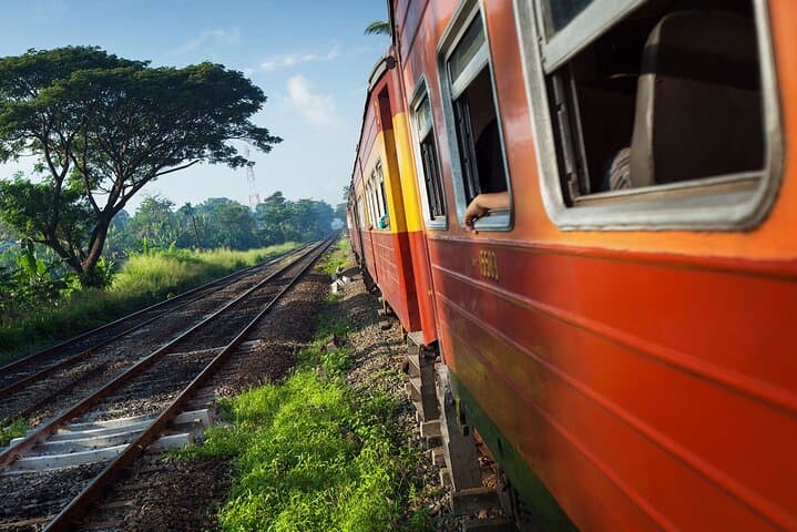 Kandy to Ella First-Class Scenic Train: Tea Country Rail Journey in Sri Lanka photo 2