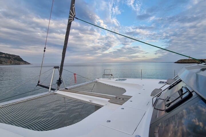 Full-Day Catamaran Cruise to Ponta da Piedade & João d'Arens Caves (Lagos, Algarve) photo 6