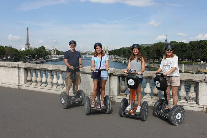 Glide Through Paris: 2-Hour Segway Tour of the Historic Center photo 2
