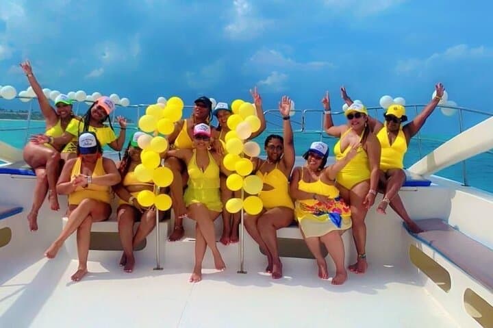 Punta Cana Catamaran Party: Natural Pools, DJs & Open Bar photo 2