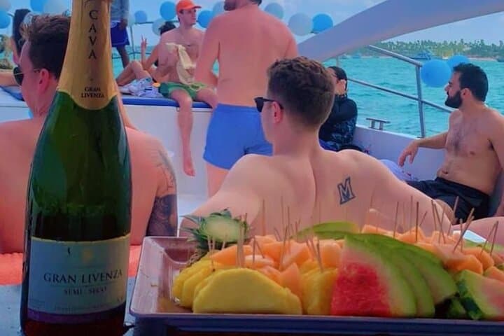 Punta Cana Catamaran Party: Natural Pools, DJs & Open Bar photo 5