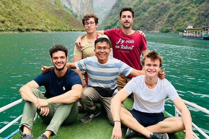 Ha Giang Loop 4-Day Motorbike Tour: Dong Van, Ma Pi Leng & Lung Cu photo 2