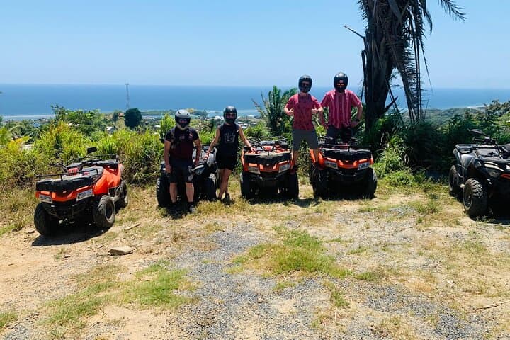 Roatan Mountain ATV Tour: Palmetto Bay to French Harbour Views