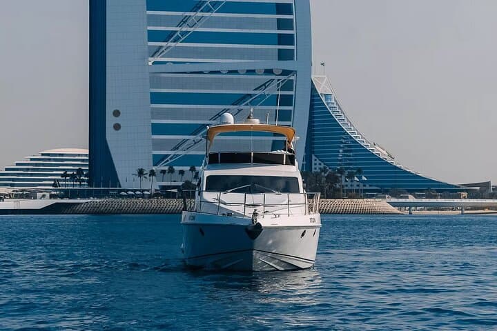 Private 2-Hour Yacht Tour: Dubai Marina Skyline, Bluewaters & Atlantis Photo Stops photo 3