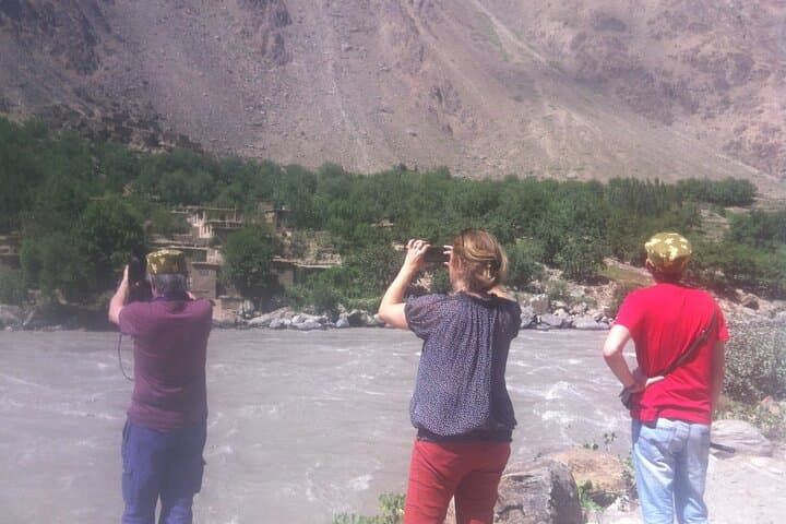Pamir Highway Overland: Dushanbe to Osh High-Altitude Road Trip photo 5
