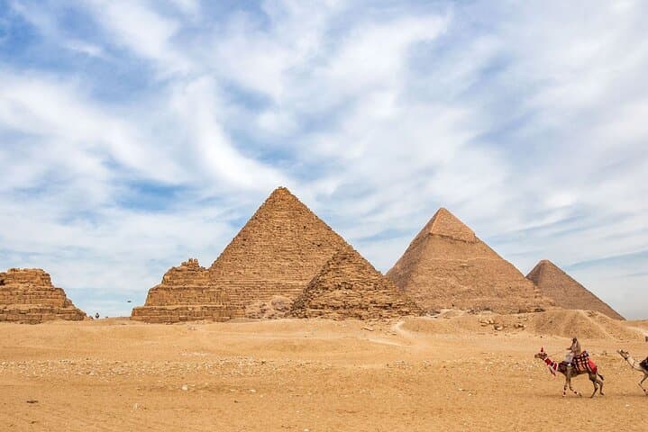 Giza Pyramids and Nile Felucca: A 5-Hour Day Tour from Cairo photo 5
