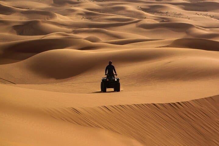 Dubai: Burj Khalifa 124/125 + Evening Desert Safari and BBQ Dinner
