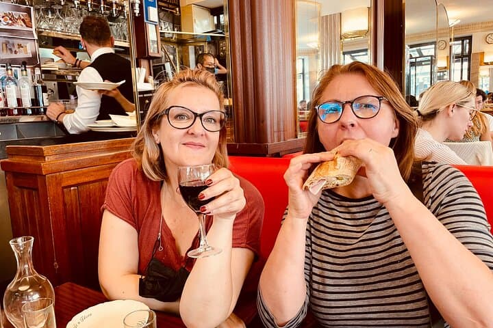 Chef PJ's Montmartre Food Tour — 5-Hour Parisian Culinary Experience photo 4