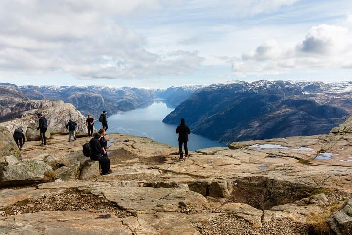 Guided Hike to Preikestolen (Pulpit Rock) from Stavanger — Private Tour with Hotel Pickup photo 3
