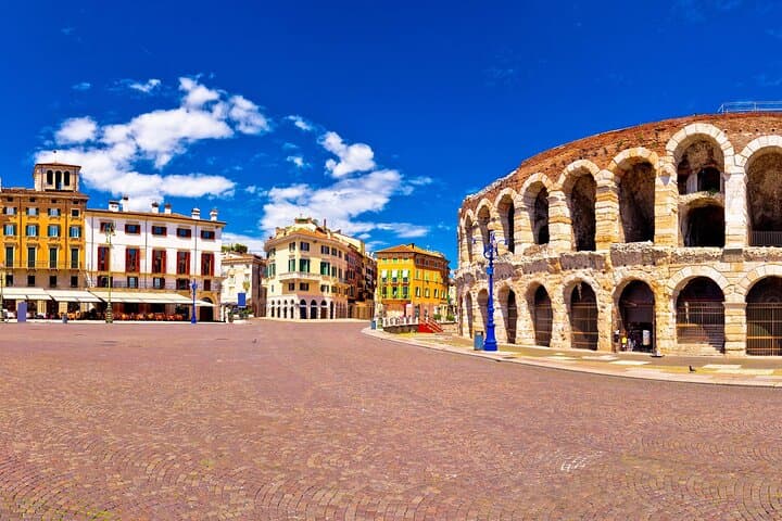 Verona Half-Day Private Tour: Arena, Castelvecchio & Piazza Highlights photo 6