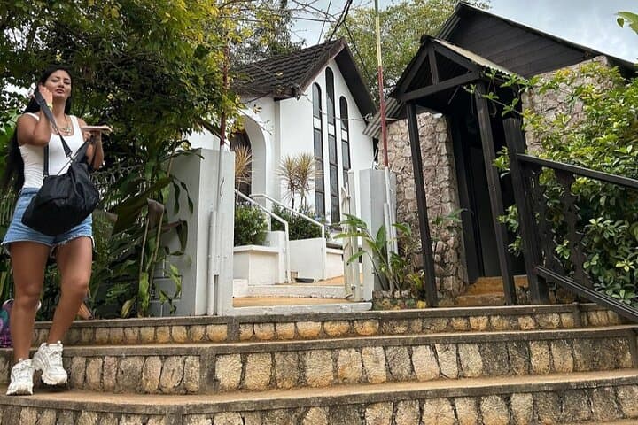 Day Trip to Bob Marley's Nine Mile: Guided Tour and Admission from Montego Bay photo 5