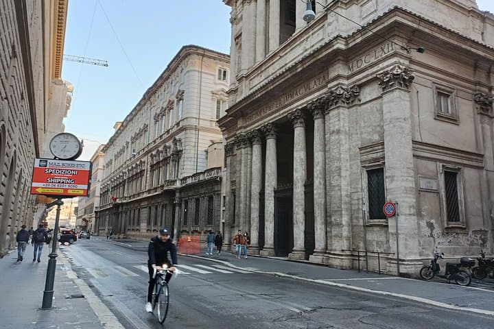 Evening Rome Walking Tour: Pantheon, Piazza Navona & Campo de' Fiori photo 4