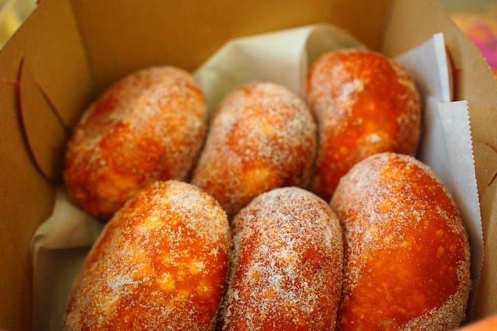 Sunrise Hike Up Diamond Head: Waikiki Views and Morning Malasada