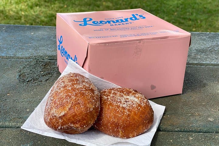 Sunrise Hike Up Diamond Head: Waikiki Views and Morning Malasada photo 4