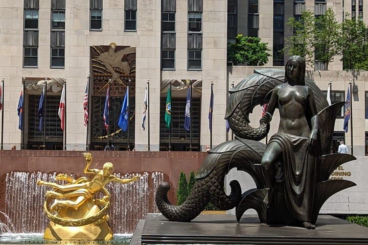 Full-Day Manhattan Walking, Subway & Ferry Tour — Historic Neighborhoods and 9/11 Memorial