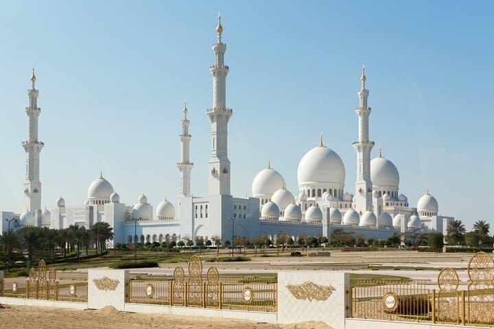 Private Abu Dhabi Day Tour From Dubai — Sheikh Zayed, Louvre & Corniche photo 2