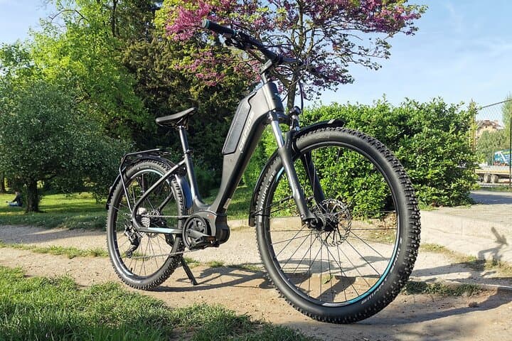 E‑Bike Adventure in Budapest’s Buda Hills — Elizabeth Lookout & Normafa photo 4