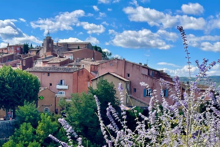 Provence Luberon Day Circuit: Lourmarin, Roussillon, Gordes & Bonnieux photo 3