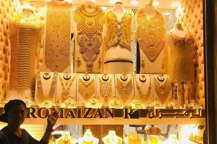 Old Dubai Walking Tour: Al Fahidi, Dubai Creek Abras & Traditional Souks photo 3