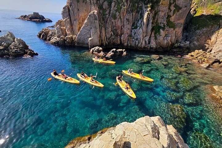 Kayak the Costa Brava: Guided 90‑Minute Blanes Excursion