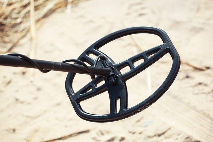 Metal Detecting at Simmons Island Beach: Kenosha Family-Friendly Treasure Hunt photo 1
