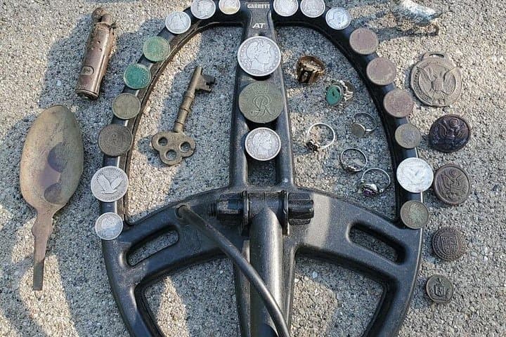 Metal Detecting at Simmons Island Beach: Kenosha Family-Friendly Treasure Hunt photo 2