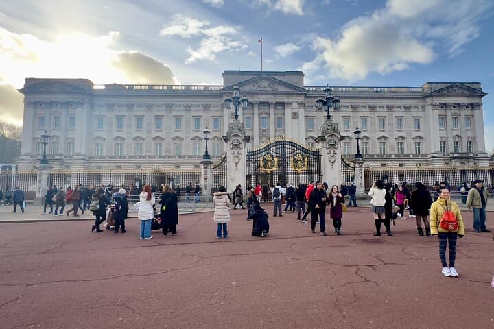 Private 3-Hour London Tour with Pickup — Iconic Landmarks & Rapid Highlights photo 5