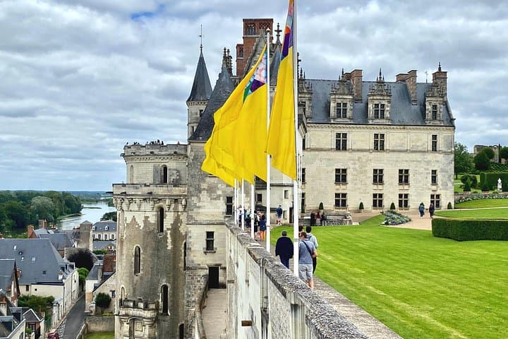 3-Day Private Loire Castles & Mont Saint-Michel Tour from Paris — Castles, Normandy & Honfleur photo 1